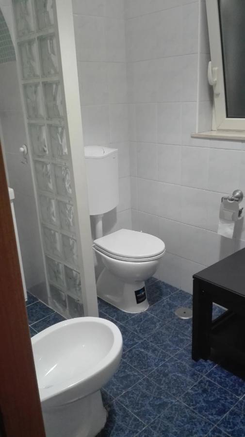 B&B Trieste&Trento เนเปิลส์ ภายนอก รูปภาพ
