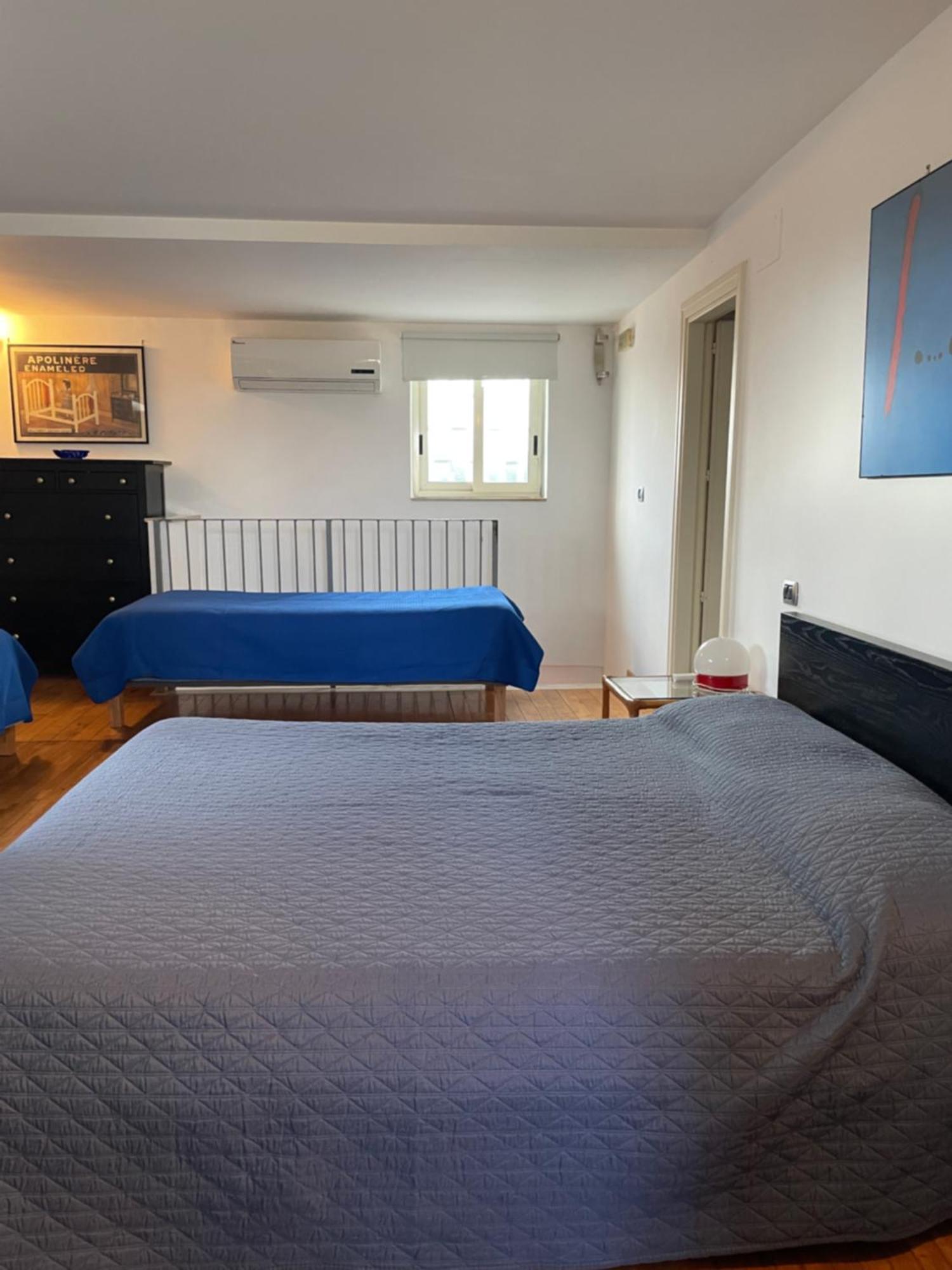 B&B Trieste&Trento เนเปิลส์ ภายนอก รูปภาพ