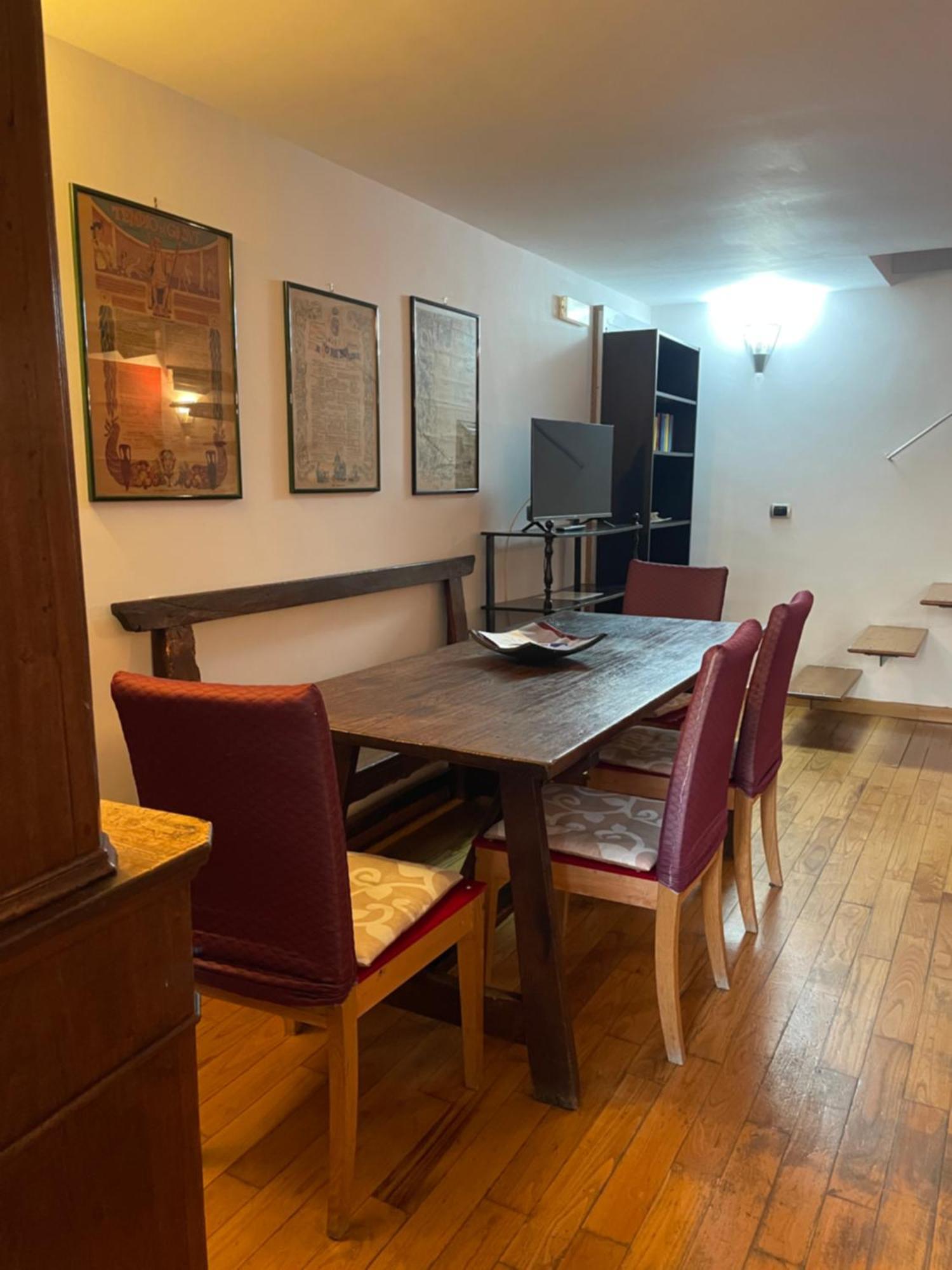 B&B Trieste&Trento เนเปิลส์ ภายนอก รูปภาพ