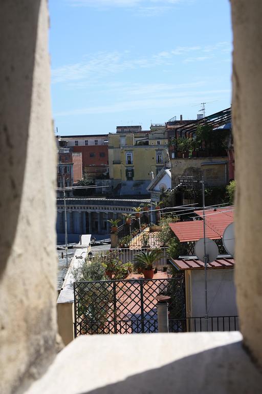 B&B Trieste&Trento เนเปิลส์ ภายนอก รูปภาพ